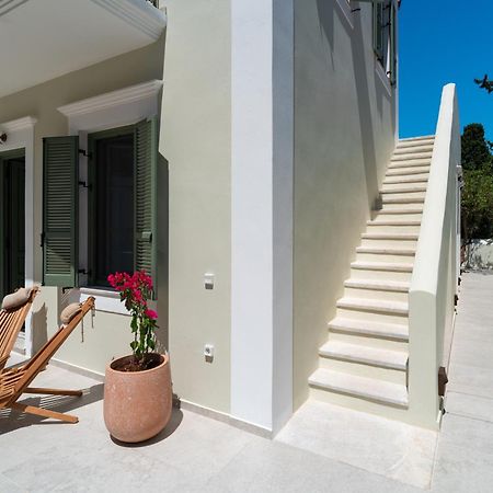 Nisomar Suites Symi Exterior foto