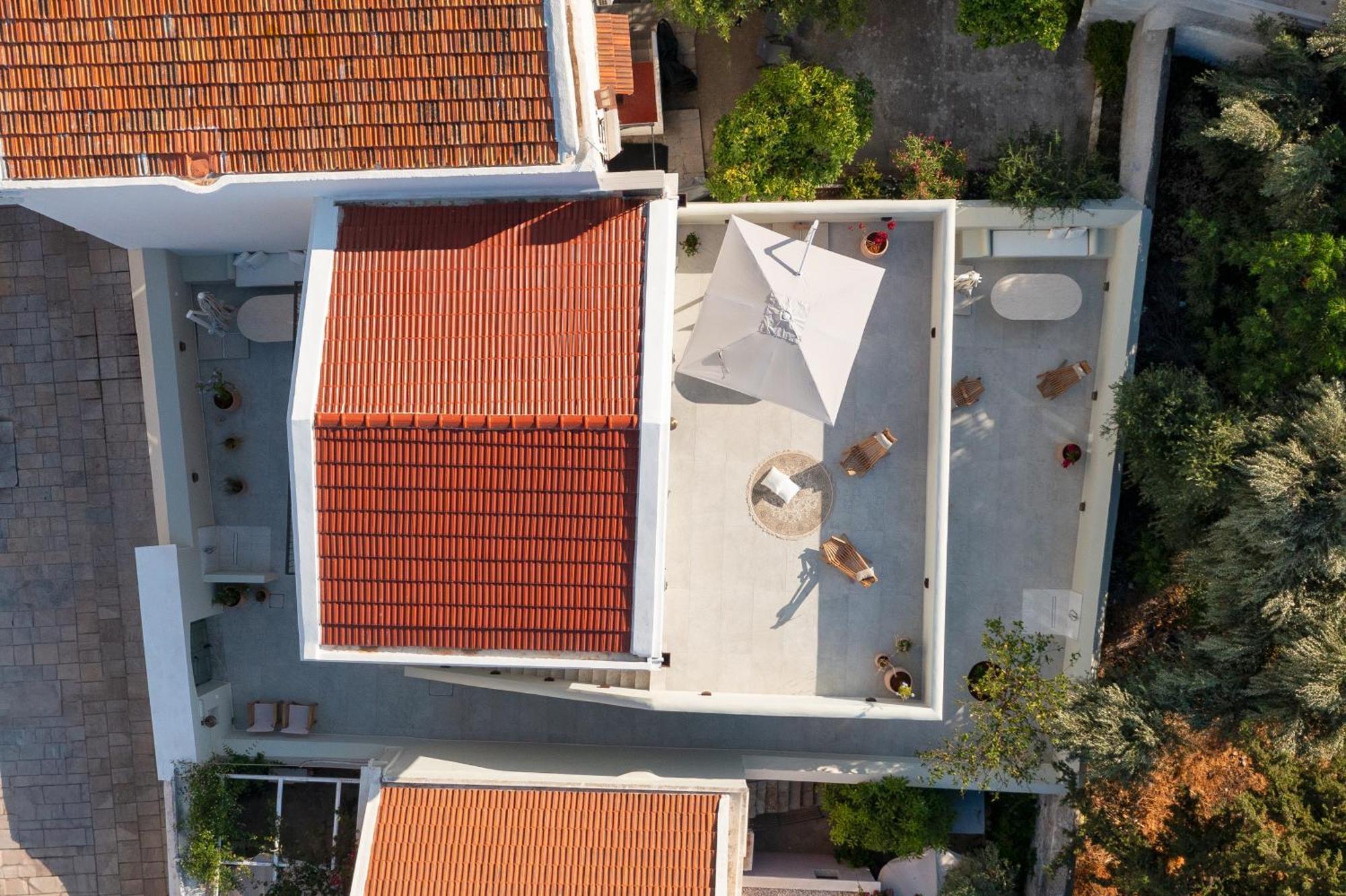 Nisomar Suites Symi Exterior foto