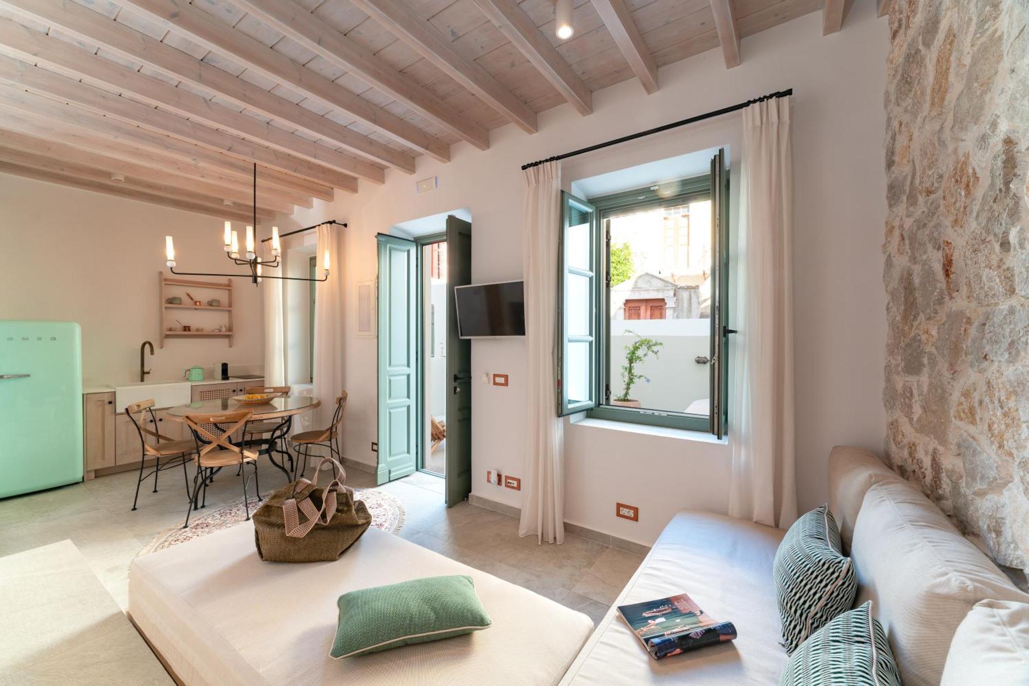 Nisomar Suites Symi Exterior foto