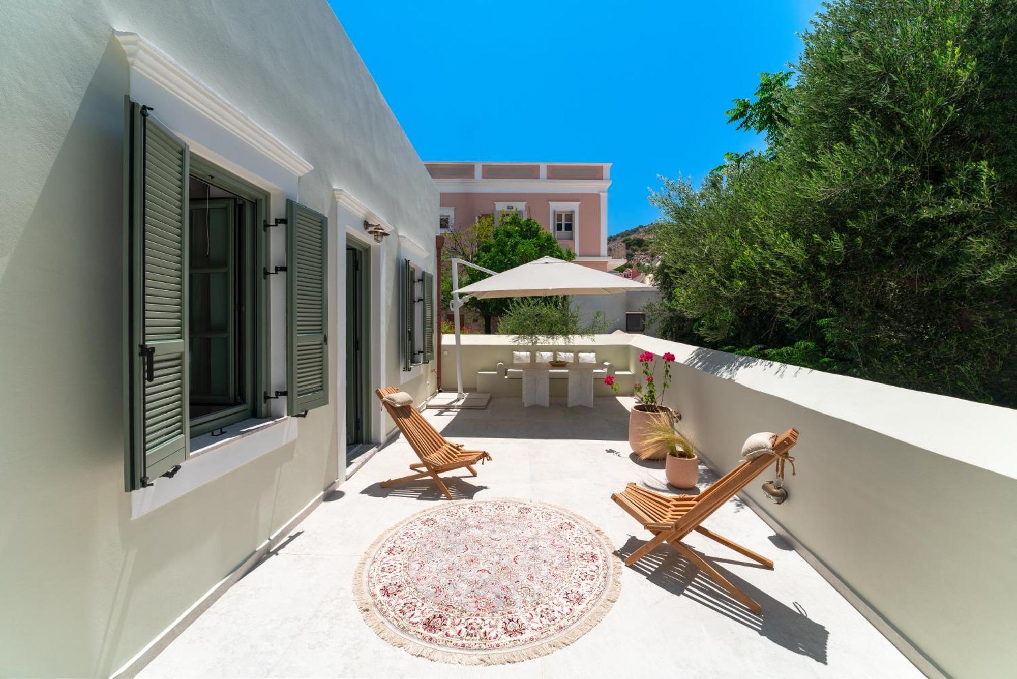 Nisomar Suites Symi Exterior foto